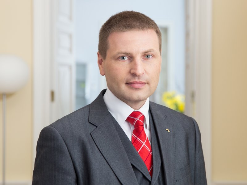 ЭСТОНЕЦ БУДЕТ БАЛЛОТИРОВАТЬСЯ В ПРЕЗИДЕНТЫ ЕКВ