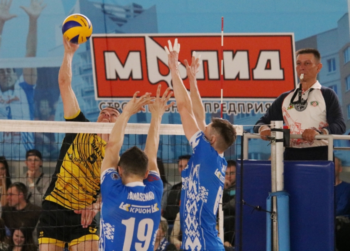 stroitel shahter/ 21 aprel_9