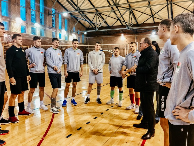 Мужская сборная Беларуси отправилась на отборочные матчи чемпионата Европы