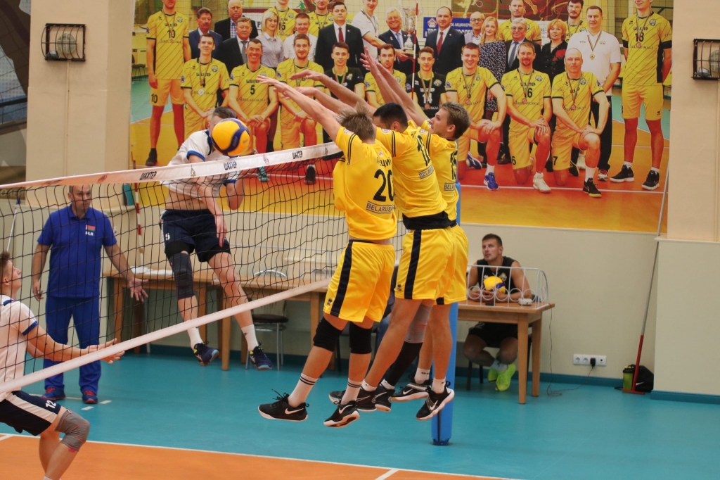 Шахтер с u19hAC6LGW3gFk.jpg